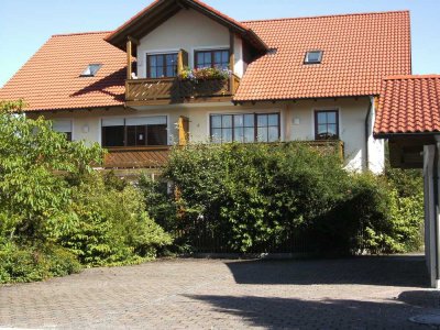 Charmante 3-Zimmer-Wohnung mit Terrasse, Garten, EBK und großem Keller in ruhiger Ortsrandlage