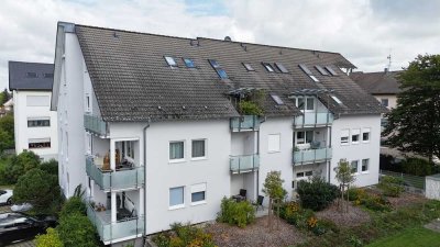 Provisionsfrei! Renovierte, leerstehende 2,5-Zi.-Wohnung in Top-Lage - Stellplatz, Balkon