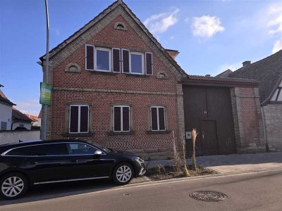 Charmantes Einfamilienhaus mit Anbau, Scheune und großem Garten in Haßloch