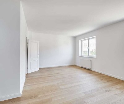 Erstbezug mit Einbauküche - 3 Zimmerwohnung mit Balkon und Gartenmitbenutzung