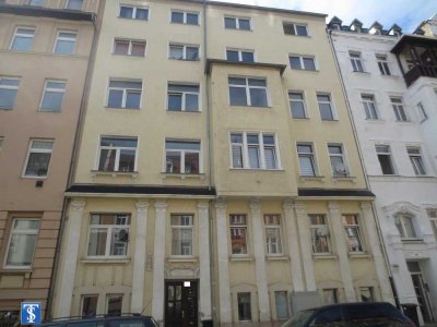 Schöne große 3-Zimmer-ETW im DG mit FBH, EBK, Wanne, Dusche und Balkon in Plauen