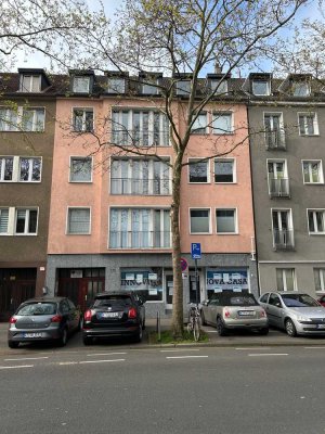 2 Zimmer in Köln-Sülz