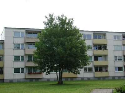 schöne Wohnung mit 2 Balkonen am Rande Mettenhofs