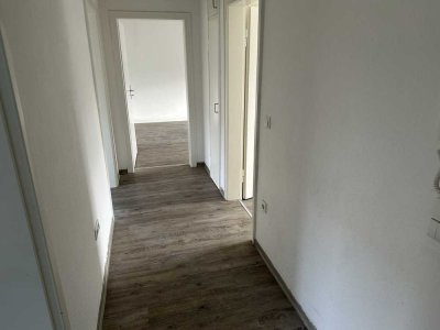 Schöne 3-Zimmer-Wohnung mit Balkon im EG!