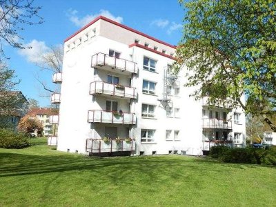 Moderne 3,5-Zi.-Wohnung mit Balkon!