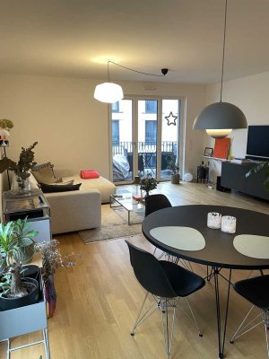 Neubau mit Balkon: schöne 3,5-Zimmer-Wohnung in Ehrenfeld, Köln