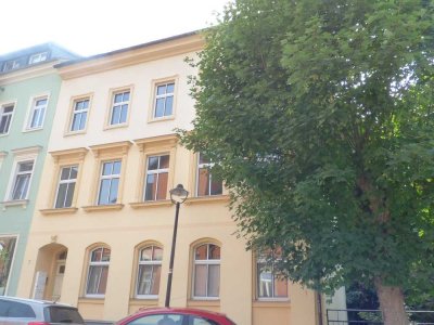 Geräumige 4-Raum-Wohnung im Stadtzentrum