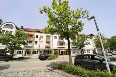 Freie und frisch renovierte 3-Zimmer Wohnung mit Südbalkon