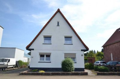 Einfamilienhaus mit großem Grundstück