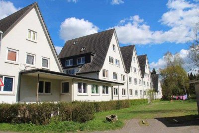 Familienfreundliche 4-Zimmer-Wohnung direkt an der Trave gelegen!