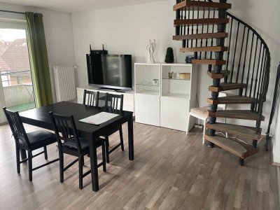 Attraktive und vollständig renovierte 4-Raum-Maisonette-Wohnung mit geh. Innenausstattung in Kiel