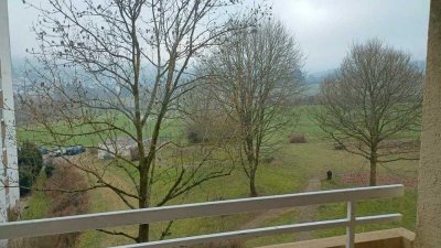 Charmante Wohnung in Taunusstein-Hahn mit Fernblick!