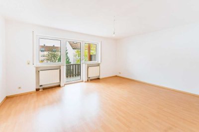 *Gepflegte 3-Zimmer-Wohnung mit Balkon im Straubinger Westen*