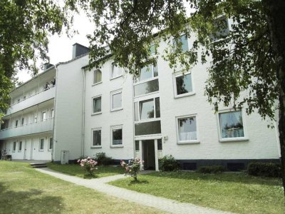 Sanierte  1 Zimmerwohnung mit Top EBK  zentral in Schenefeld