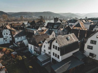 Charmantes Einfamilienhaus mitten in Rhens!