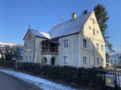 Verkauf eines ehemaligen Pfarrhauses in Weichenried