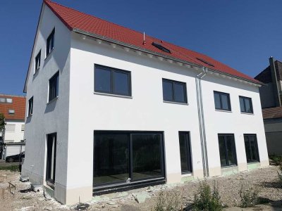 KL-Hohenecken - Neubau einer attraktiven DHH mit 120 m² Wfl. und 200 m² Areal