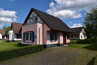 Ferienhaus für 6 Personen in schönem Park (2507)