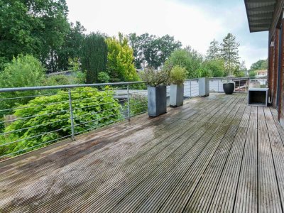 Gehobene 3-Raum-Wohnung mit 35qm Dachterrasse und Einbauchküche