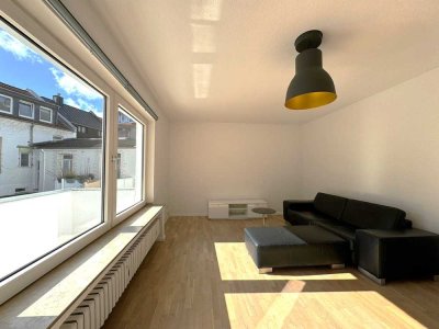 Teilmöblierte Terrassenwohnung am Lindenthaler Stadtwald,  2 Zimmer + Küche