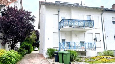 Stilvolle 3,5 Zimmer - Maisonettewohnung mit Dachterrasse