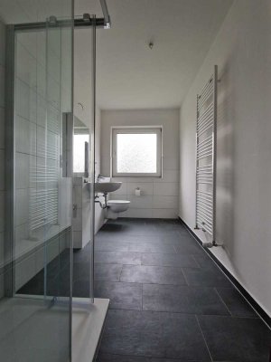 Seniorenwohnung (WBS erforderlich) - 2 Zimmer mit Abstellraum und Balkon