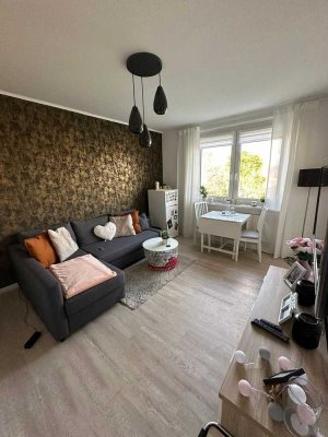 schöne 2 Zimmer Wohnung mit Küche in Dresden