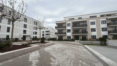 Exclusive 3-Zimmer-Terrassenwohnung mit lux. Innenausstattung mit Balkon und EBK in Plattling