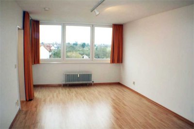 Helle 2-Zimmer-Wohnung mit EBK und Loggia in Linden