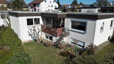 Winkelbungalow mit Einliegerwohnung – Raumwunder in ruhiger Lage!  Ohne Makler