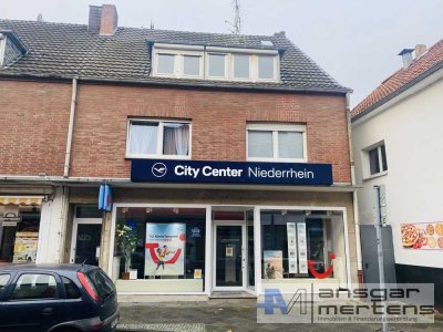 Rheindahlen-Zentrum - Mittendrin statt nur dabei! 
(D)EINE renovierte 3-Zimmer Dachgeschosswohnung