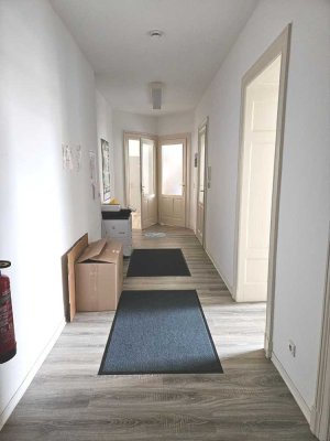 Repräsentatives Wohnen - Großzügige und Stilvolle 2-Zimmer-Wohnung ODER Geschäftsräume