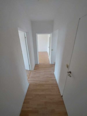 Schöne 3-Zimmer-Wohnung mit Balkon in Neubrandenburg