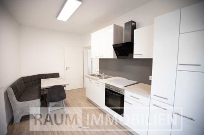 Vollmöblierte 3ZKB - Wohnung im EG mit Balkon *sofort frei*