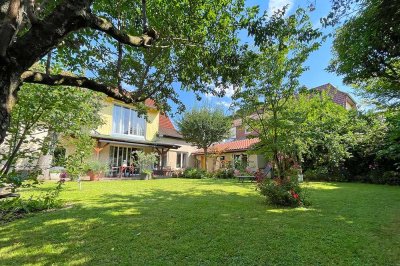 GERLINGEN - PLATZ DA! EINFAMILIENHAUS. AUSSERGEWÖHNLICH GROSS UND AUFREGEND ANDERS.