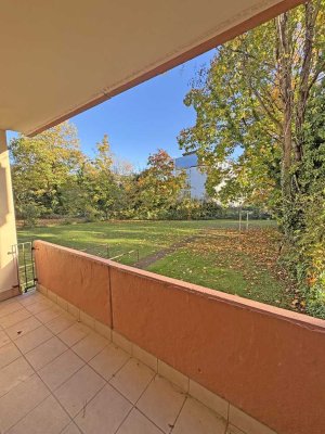 7137 - Renovierte 3-Zimmerwohnung mit Loggia, Balkon und Garage in der Oststadt!