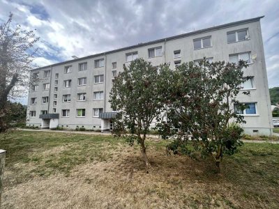 Großzügige 3 Raumwohnung mit Balkon und PKW Stellplatz