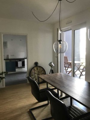 Tolle 3 Zimmer - Wohnung mit Balkon, EBK, Parkett & 2 Bäder