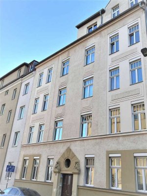 Maisonette-Wohnung mit Galerie I Außen Gründerzeit & Innen Neubau I modernes Bad mit Dusche