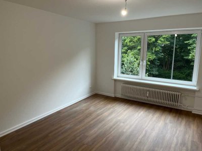 Erstbezug nach Renovierung 3-Zi-Wohnung mit Balkon am Horner Park