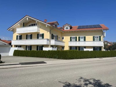 Vielseitig nutzbares 6-Parteien-Haus am Chiemsee, Neubau, unvermietet, 5 Minuten zum See!