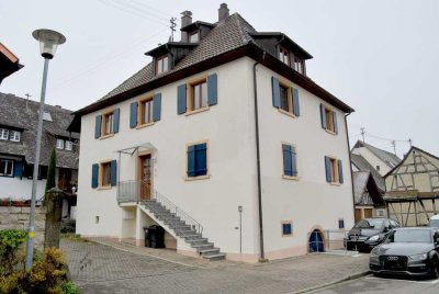 Hereinspaziert: 3-Zimmer-Altbauwohnung mit Balkon in idyllischen Sulzburg