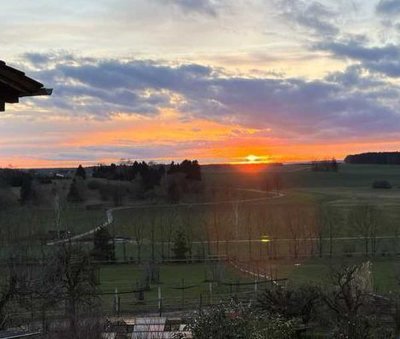 Traumhafter Ausblick in der 5,5-Zimmer-Doppelhaushälfte in Uttenweiler