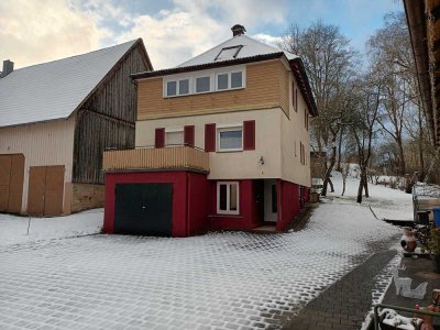 Haus mit Charme und schönem Garten -PROVISIONSFREI- in 78737 Fluorn, mit Schuppen + Ausbaupotential