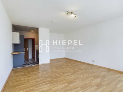 *SOFORT EINZIEHEN* Schöne 1-Zimmer-Wohnung mit Balkon, Küche, TG-Stellplatz, Aufzug & Schwimmbad