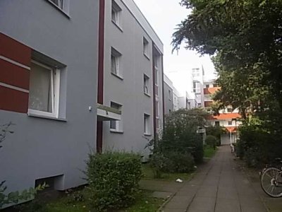 4-Zimmer-Wohnung mit 92,17m² mit Einbauküche und Balkon im gepflegten Wohnhaus