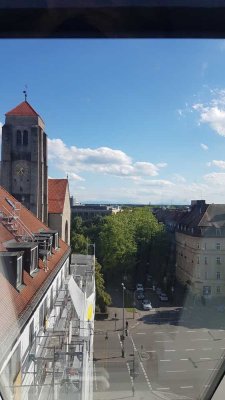 Alpenblick! Helle 2,5-Zimmer-Maisonette-DG-Wohnung mit EBK in Obergiesing, München