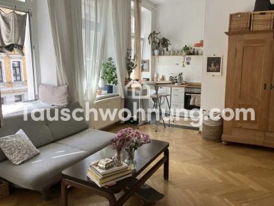 Tauschwohnung: Helles Studioapartment im Altbau