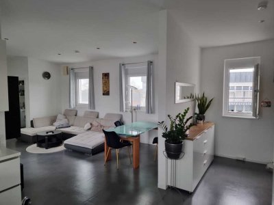 Exklusive Penthouse-Wohnung mit 3 Zimmern, 3 Balkonen und traumhaftem Sonnenuntergangsblick