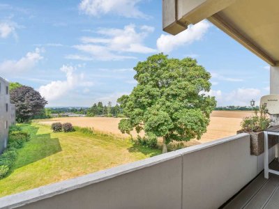 Große 2-Zimmer Wohnung mit EBK, Balkon und TG in Leverkusen-Lützenkirchen mit super Blick